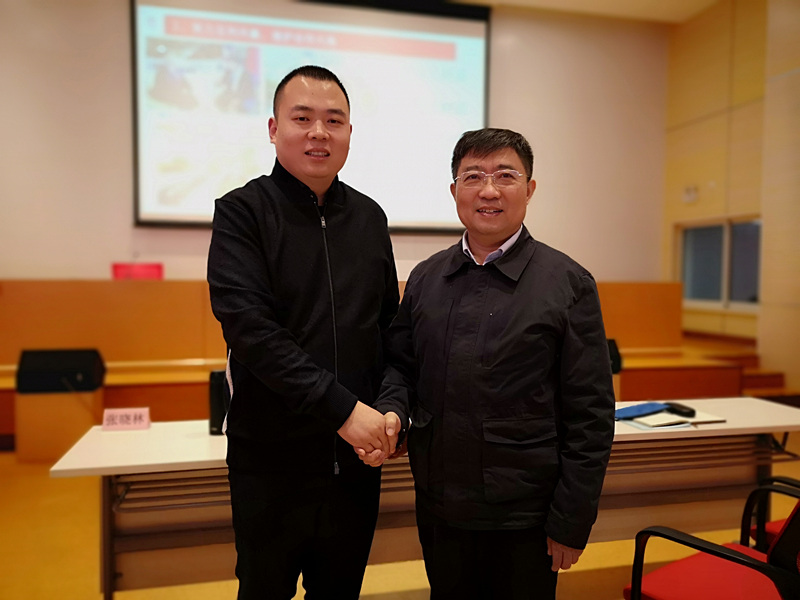 豫商赴滬，共研發(fā)展│許明月董事長參加民建河南省企業(yè)家會員班培訓(xùn)